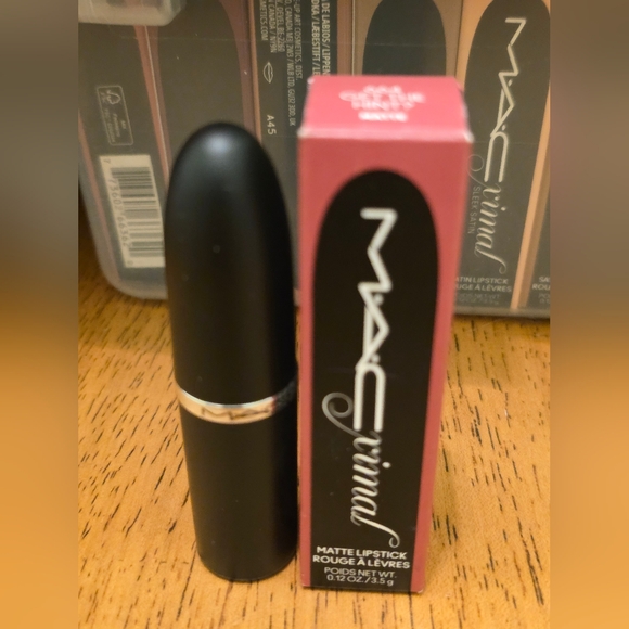 M·A·CXIMAL SILKY MATTE LIPSTICK GET THE HINT/WARM ROSE ✨️NEW✨️BNIB - Picture 9 of 10